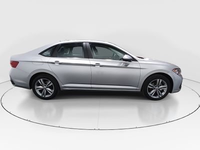 2024 Volkswagen Jetta — photo 8 view