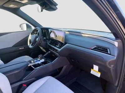 2026 Lexus TX — photo 15 view