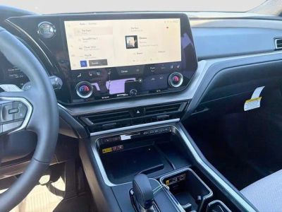 2026 Lexus TX — photo 30 view
