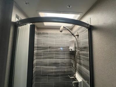 2020 Dynamax ISATA 3 — photo 17 view