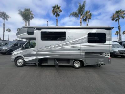 2020 Dynamax ISATA 3 — photo 20 view
