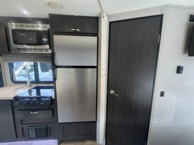 2020 Dynamax ISATA 3 — photo 10 view
