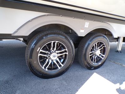 2026 Alliance RV Paradigm — photo 7 view