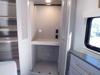 2026 Alliance RV Paradigm — photo 78 view