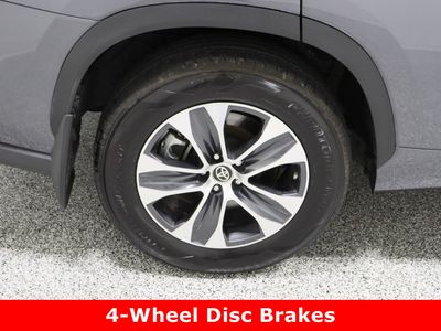 2024 Toyota Highlander AWD - Photo 6