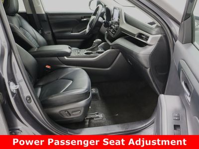 2024 Toyota Highlander AWD - Photo 40