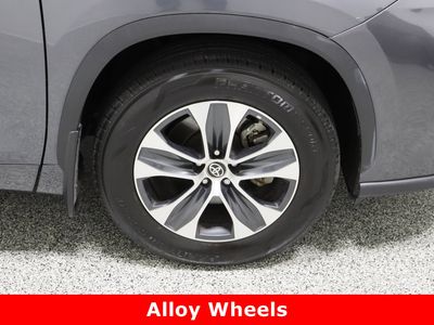 2024 Toyota Highlander AWD - Photo 5