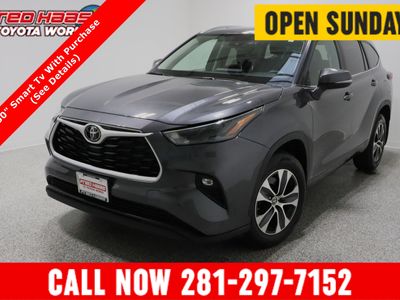 2024 Toyota Highlander AWD - Photo 1