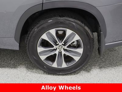 2024 Toyota Highlander AWD - Photo 10