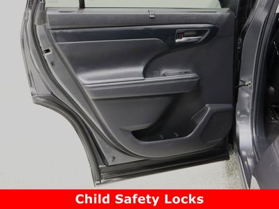 2024 Toyota Highlander AWD - Photo 28