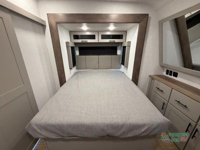 2026 Alliance RV Valor All-Access — photo 37 view