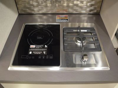 2025 Winnebago VIEW - Photo 12