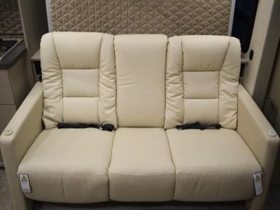 2025 Winnebago VIEW - Photo 7