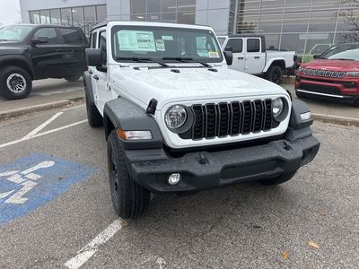 2026 Jeep Wrangler - Photo 8