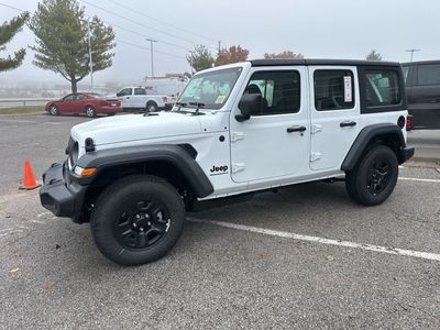2026 Jeep Wrangler - Photo 11