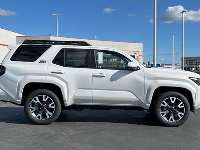 2026 Toyota 4Runner - Photo 8