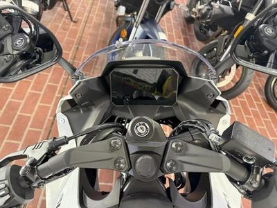 2026 Suzuki GSX-8R - Photo 13