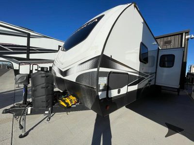 2022 Dutchmen RV Astoria - Photo 2