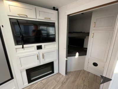 2022 Dutchmen RV Astoria - Photo 15