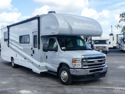 2026 Thor Motor Coach Pasadena SE - Photo 1