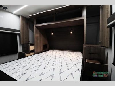 2024 Grand Design Imagine - Photo 33