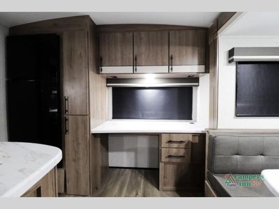 2024 Grand Design Imagine - Photo 17