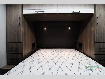 2024 Grand Design Imagine - Photo 31