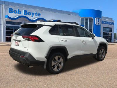 2023 Toyota RAV4 - Photo 5