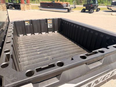 2027 Polaris Ranger Crew XP 1000 Cab — photo 9 view