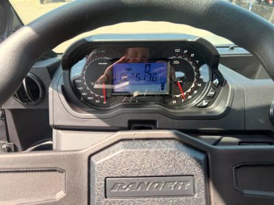 2027 Polaris Ranger Crew XP 1000 Cab — photo 13 view