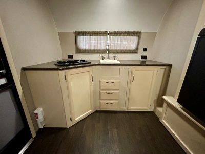 2018 Winnebago Minnie Drop - Photo 8