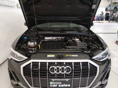 2024 Audi Q3 — photo 9 view