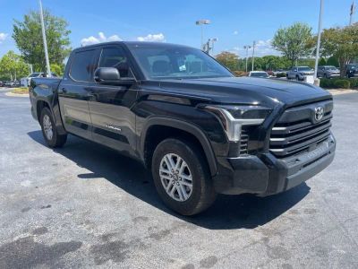 2025 Toyota Tundra - Photo 2