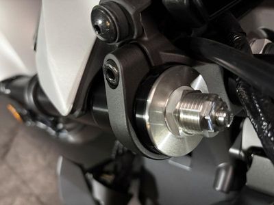 2025 Yamaha MT-09 - Photo 12