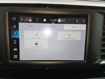 2024 Chrysler Pacifica — photo 17 view