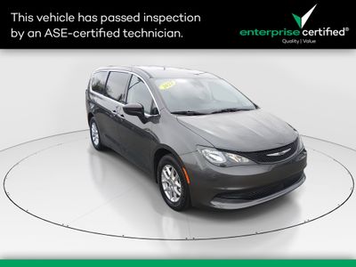 2024 Chrysler Pacifica Touring L FWD — front three-quarter view