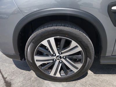 2025 Mitsubishi Outlander Sport — photo 10 view