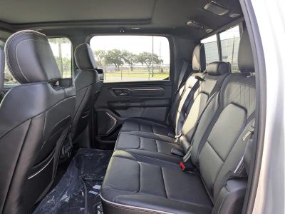 2026 Ram 1500 — photo 13 view