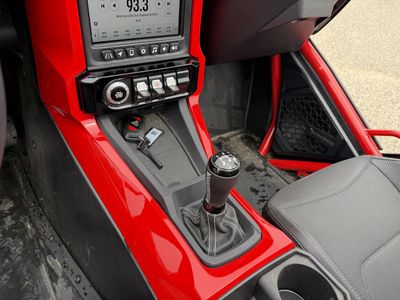 2025 Slingshot Slingshot R - Manual — photo 13 view