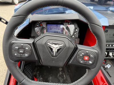 2025 Slingshot Slingshot R - Manual — photo 14 view
