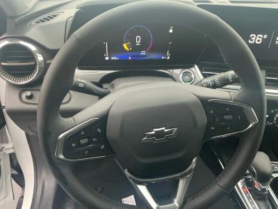 2026 Chevrolet Trax — photo 14 view