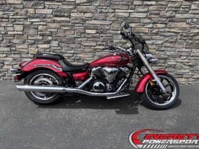 2012 Yamaha V Star 950 — front three-quarter view