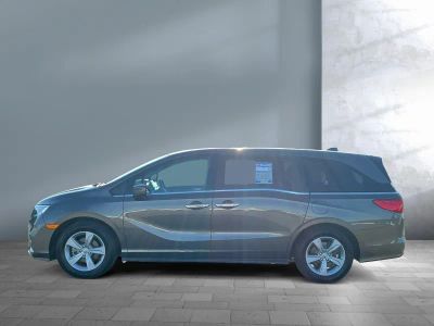 2019 Honda Odyssey — rear three-quarter view