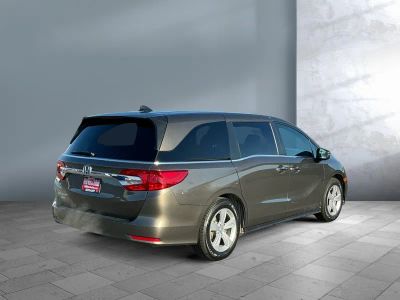 2019 Honda Odyssey — engine compartment view