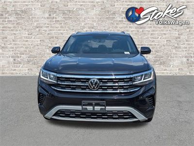 2022 Volkswagen Atlas Cross Sport — photo 8 view