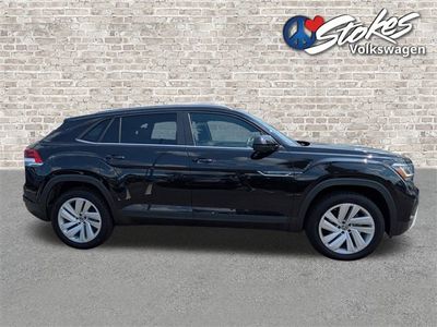 2022 Volkswagen Atlas Cross Sport — side profile view