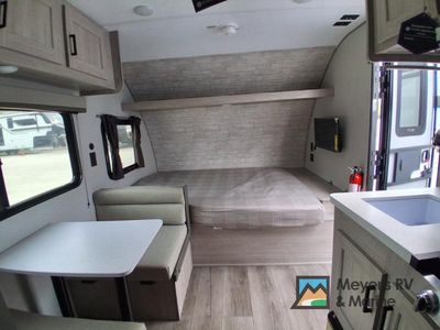 2026 Coachmen RV Catalina Summit Series 7 - Photo 6