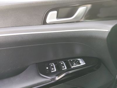 2024 Kia K5 - Photo 18