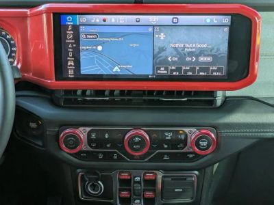 2024 Jeep Wrangler — photo 17 view