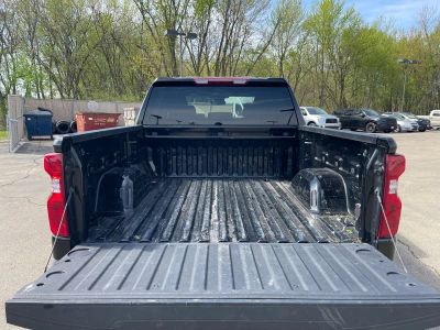 2025 Chevrolet Silverado 1500 — photo 17 view
